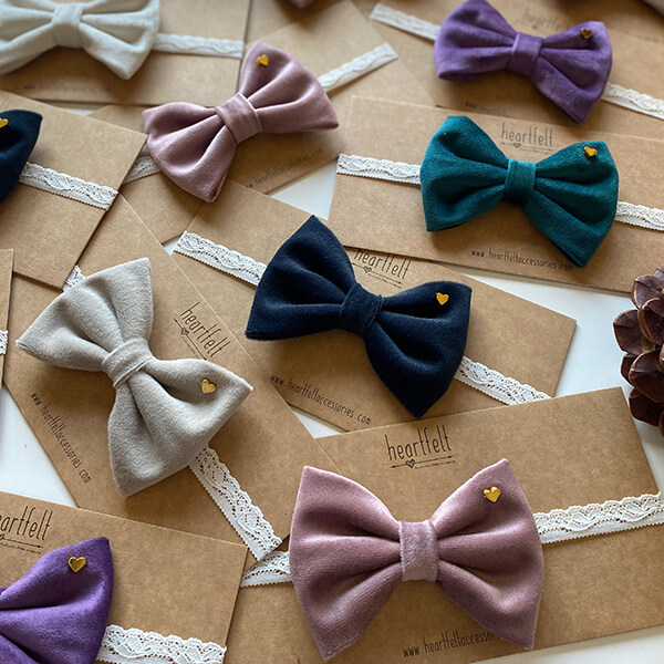 Medium Velvet Bow 010